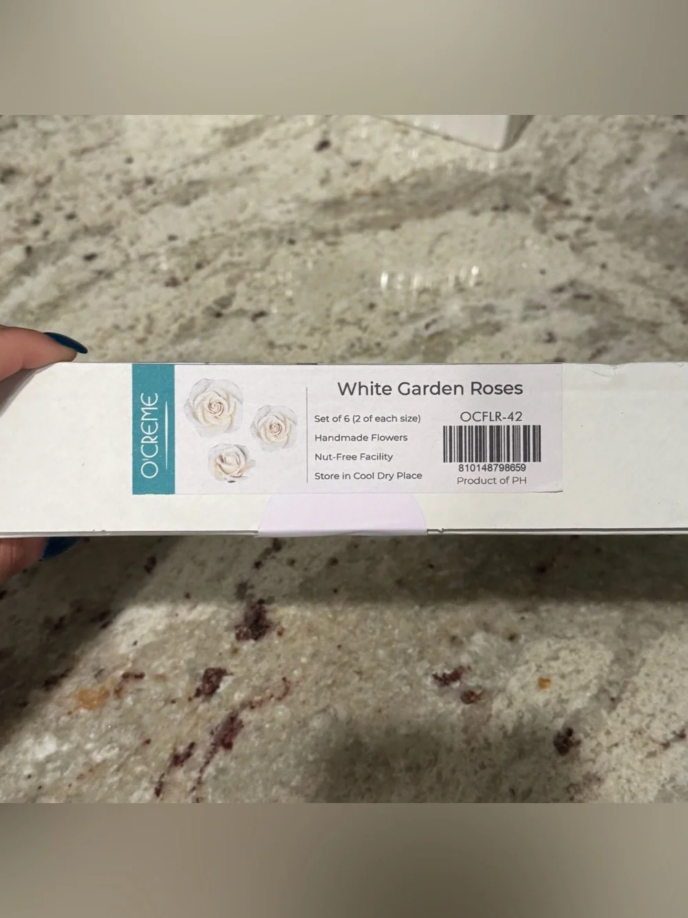 Ocreme Garden Roses Gumpaste Flowers - White (Set of 6)